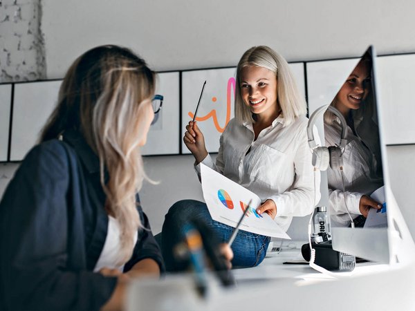 Meeting situation, office, colleagues, showing results